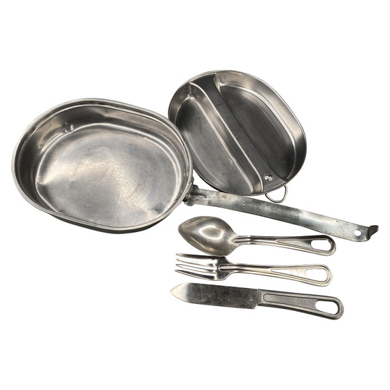 Mess Kit & Cutlery, US WW2 M1942 - E.A. Co - 1945 - Original USGI