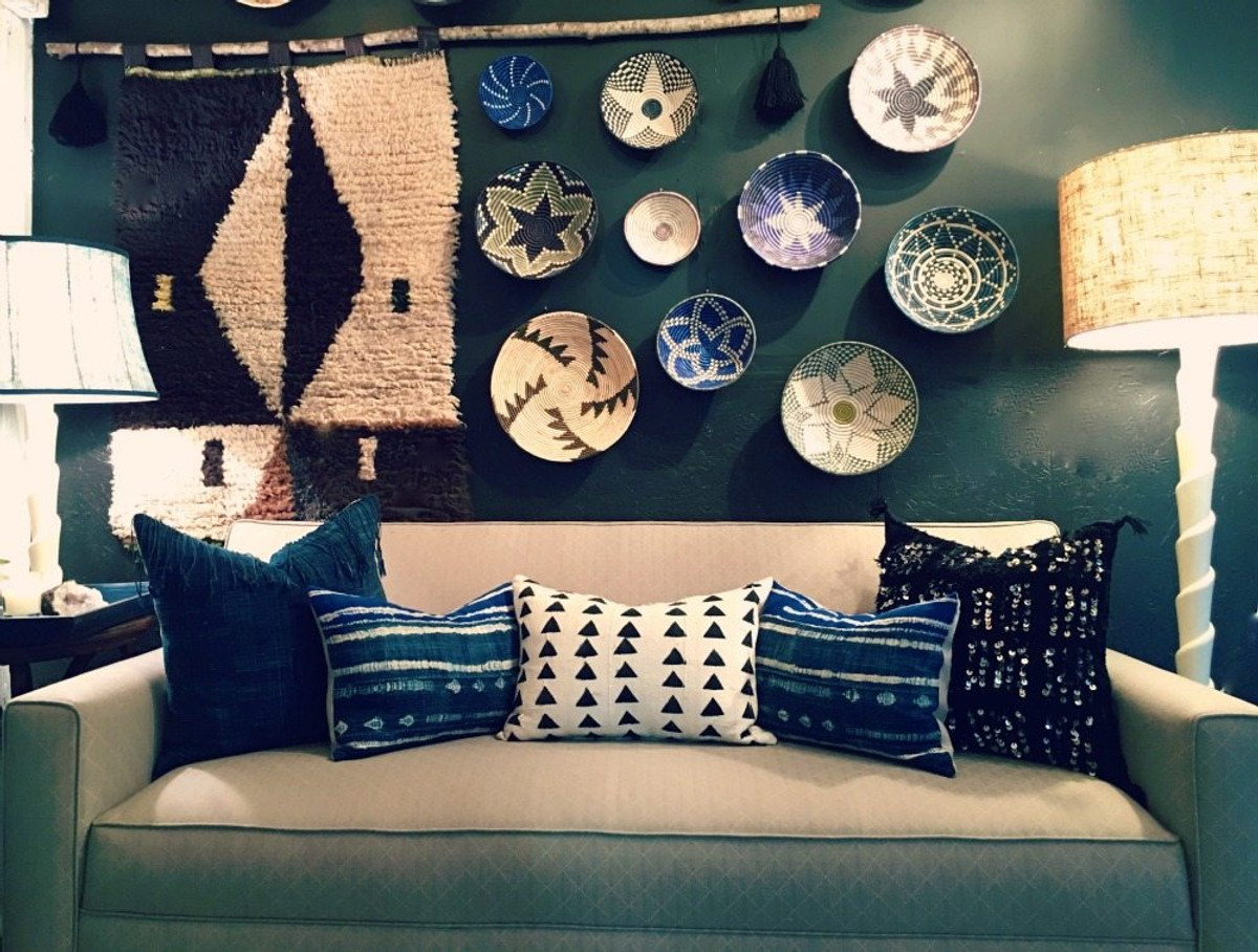 Best Way To Use Indigo Pillows In The Decor Of Your Home