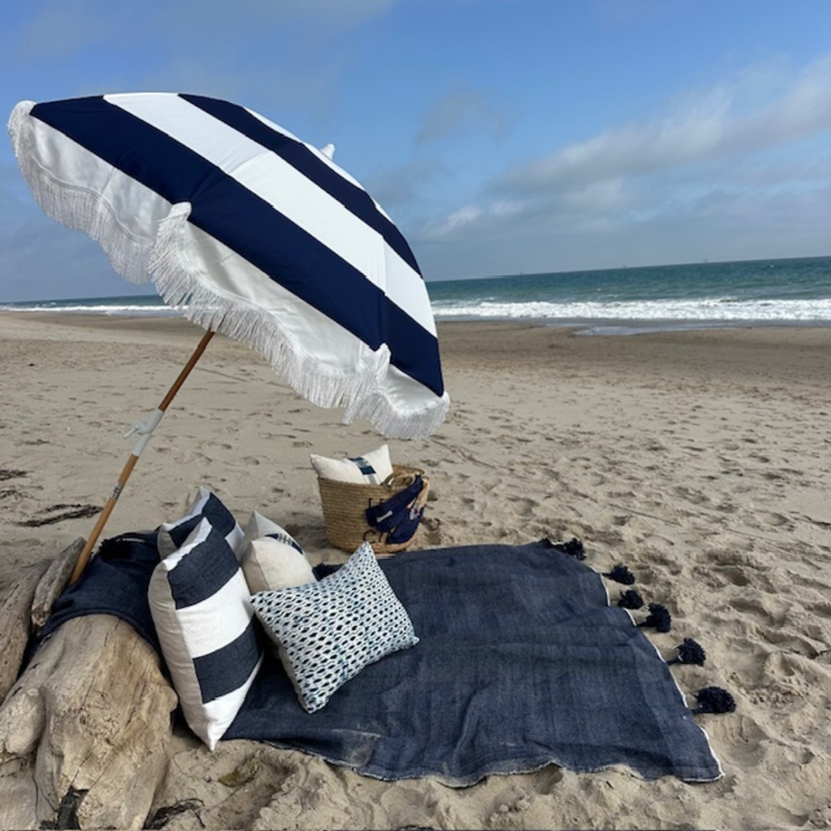 Coastal Calm: Summer Styling by the Sea