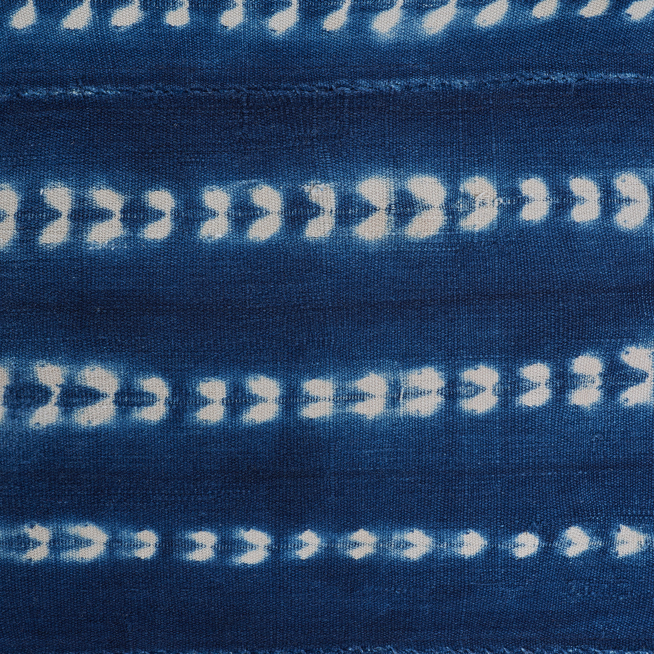 House of Cindy Wave Pillow - Thumbnail 3
