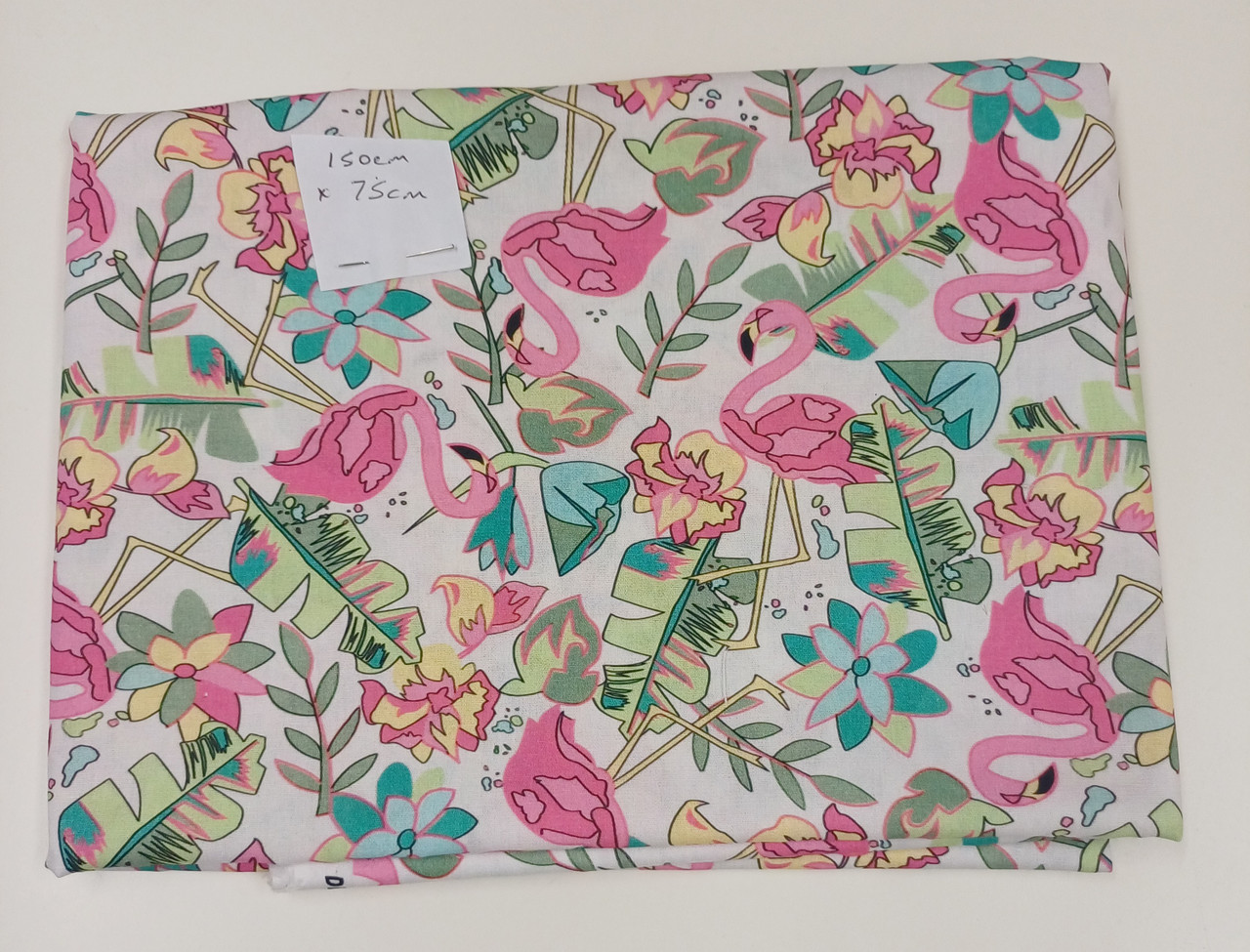 End of roll piece of Flamingo print cotton, 100% cotton, 75 cm x 150 cm, Wash at 30 degrees