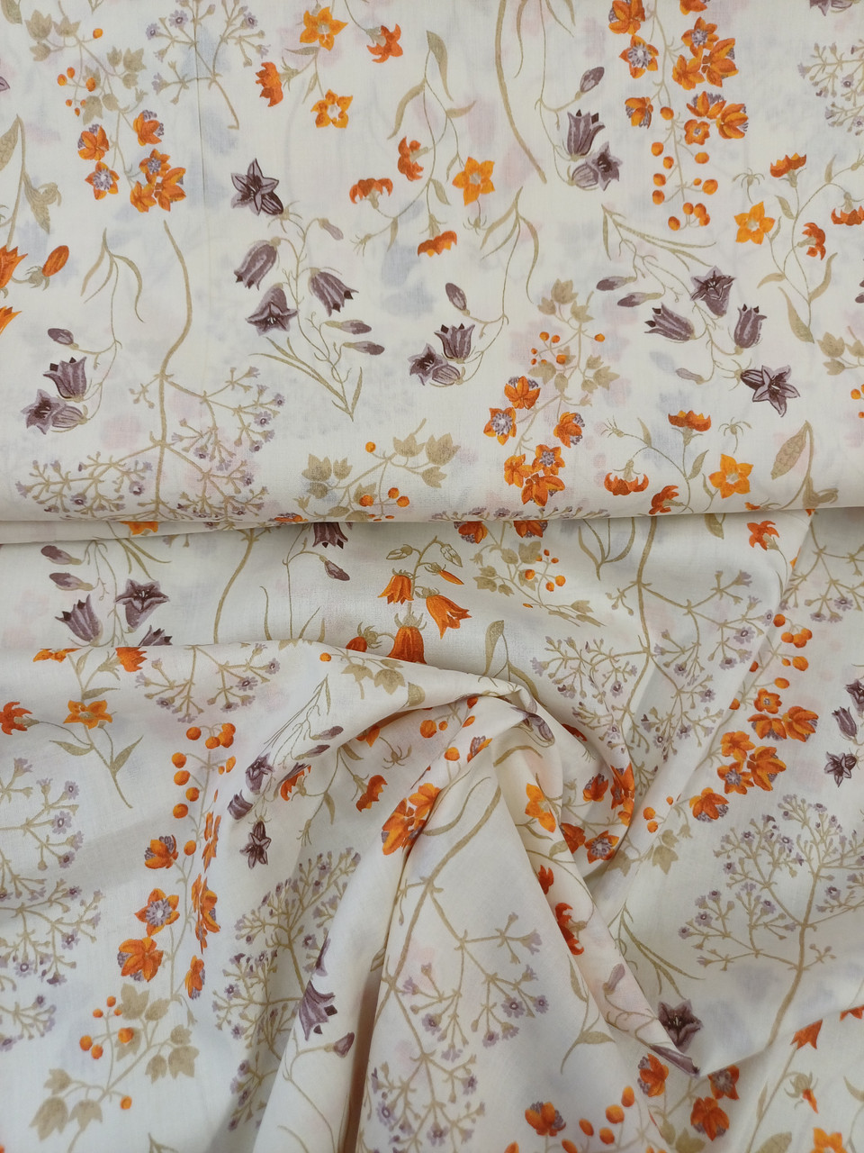 A really lovely quality fabric as nice as tana lawn, 100% cotton, 135 cm x 2.55 metres plenty for a dress, Wash at 30 degrees, Threads and buttons included

