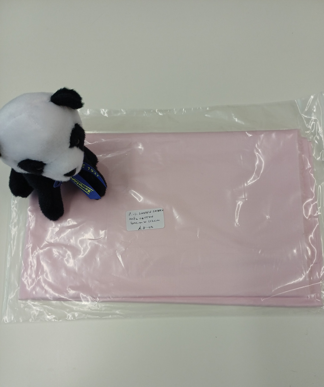 End of roll piece of pink sheen sateen, 100% cotton, 60 cm x 112 cm, Wash at 30 degrees