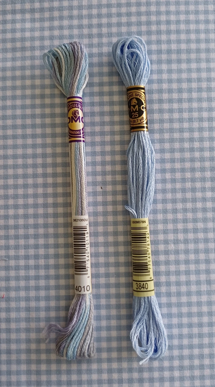 Thread suggestion for the pale blue gingham