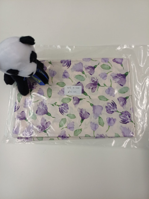 End of roll piece of lilac floral Regency lawn, 45 cm x 140 cm, 100% cotton, Wash at 30 degrees