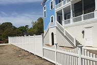 Seaside Sophistication: The Benefits of Vinyl Fences by the Ocean