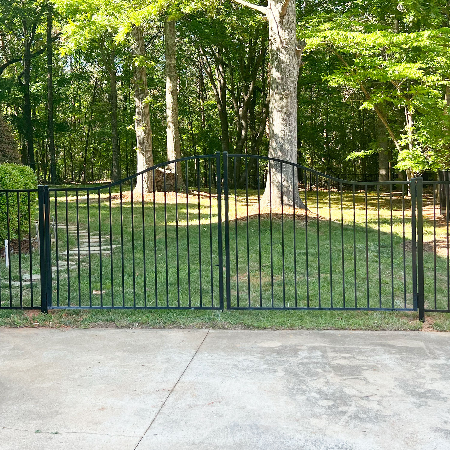 Two Rail Smooth Top Aluminum Double Gates