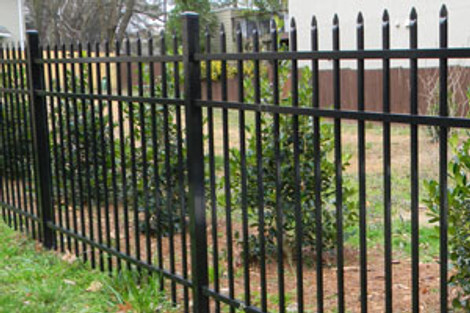 The Advantages of Bracket-less Aluminum Fence Posts