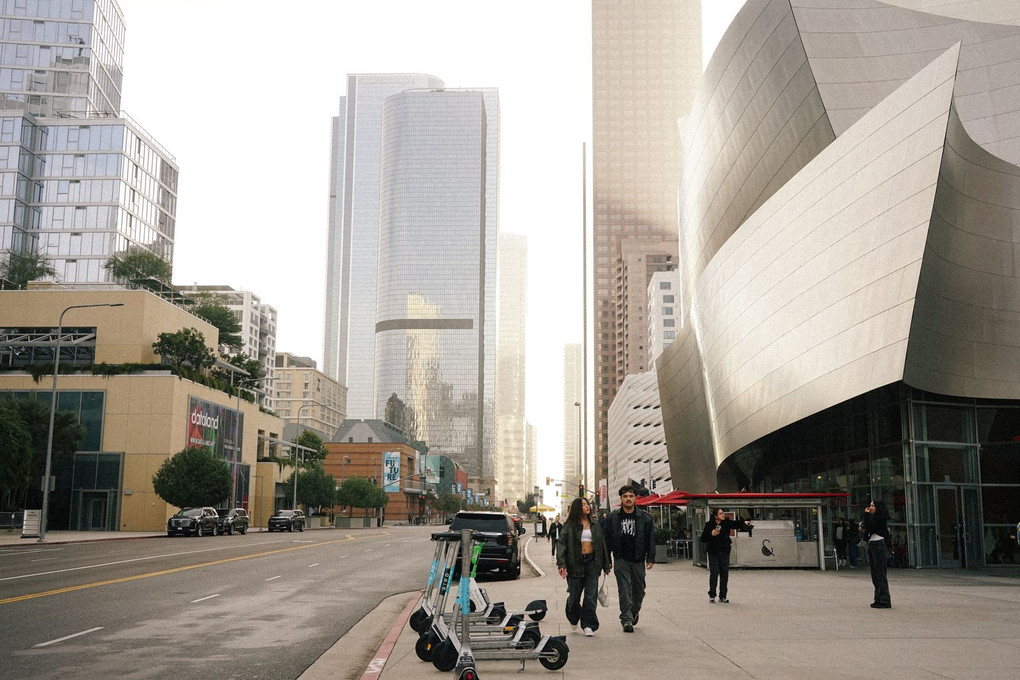 Top Commercial Door Hardware Distributors in Los Angeles