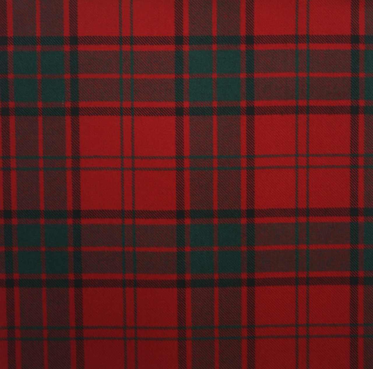 Maxwell Modern Tartan Crest Quilt