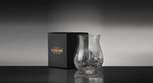 Cut Glencairn mixer in premium carton