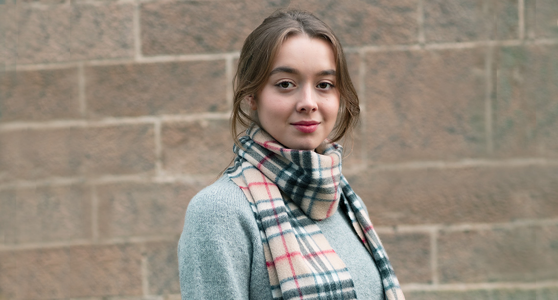 Tartan Fabrics Kilts Ties Blanket Scarves Scottish Gifts