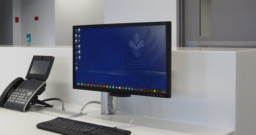 ATDEC AWMS-4640 White swing arm monitor mount for 34" monitors, point of service areas. ATDEC AWMS-4640 White swing arm monitor mount for 34" monitors, point of service areas.