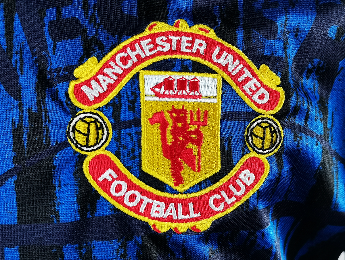Manchester United 92/93 Men's Away Retro Shirt