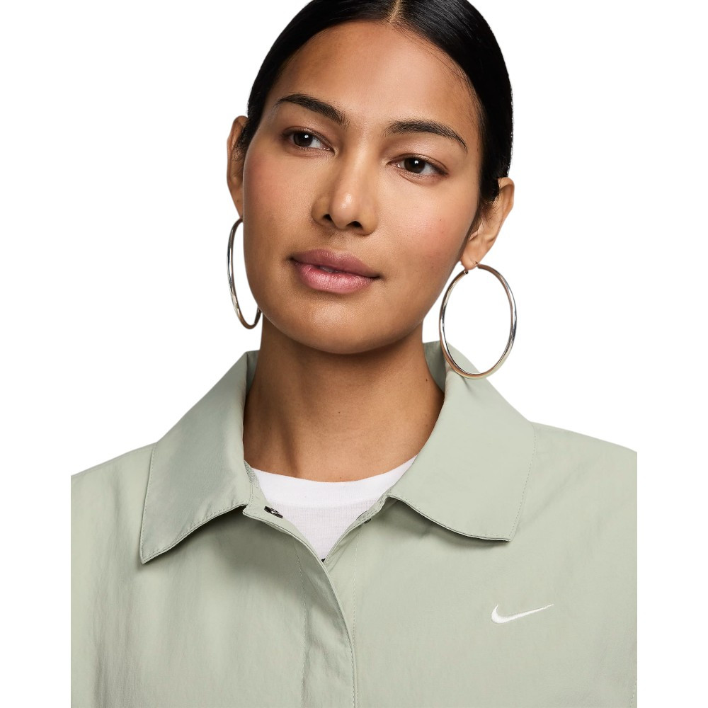 Nike Women's Jade Horizon Coach Jacket