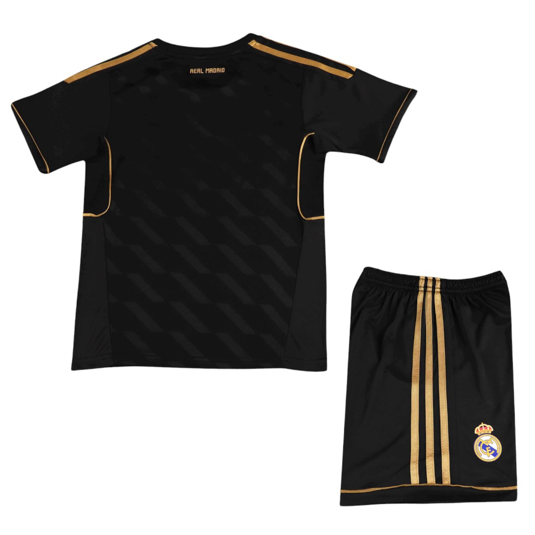 Real Madrid 11/12 Kid's Away Retro Mini-Kit