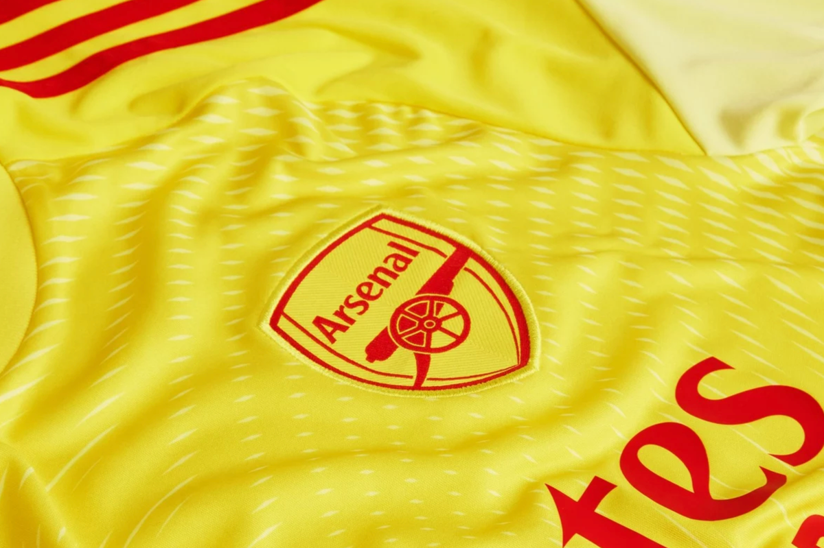 Arsenal 25/26 Men's Home Goalkeeper Shirt