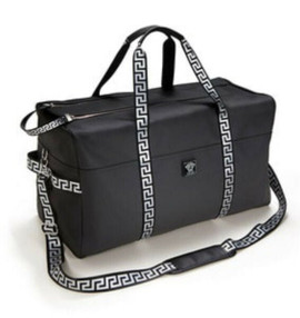 Versace Men's Black Travel/Gym/Holdall/Weekender Bag - LookincredibleVersace8011003863532 Versace Men's Black Travel/Gym/Holdall/Weekender Bag - LookincredibleVersace8011003863532