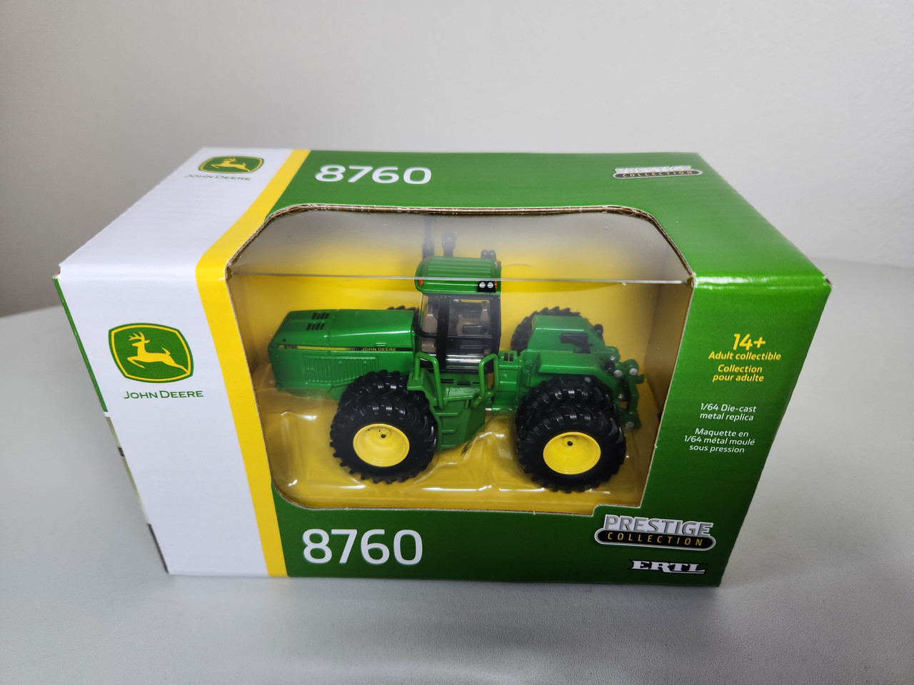1:64 John Deere 8760 4WD Tractor Prestige Collection by Ertl