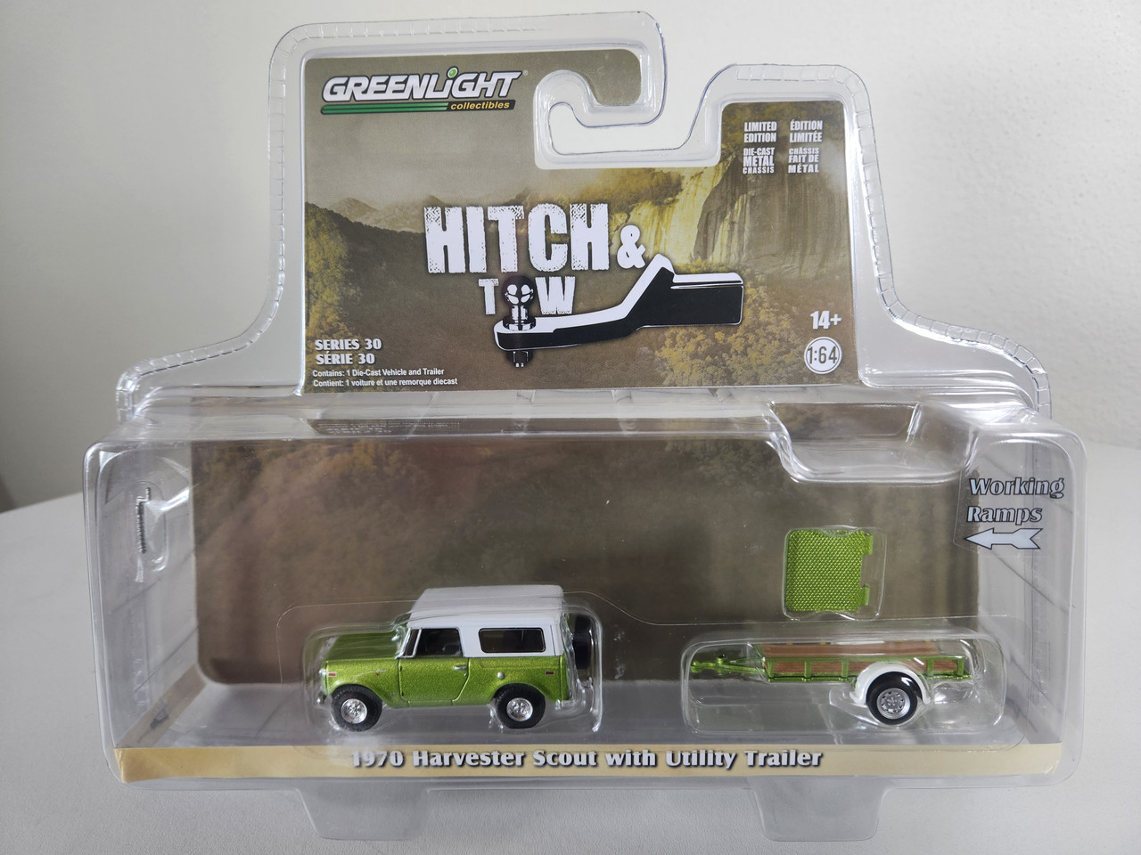 グリーンライト　 Racing Hitch & Tow Greenlight 1:64 Racing Hitch & Tow Series 3 - 1992 Ford F