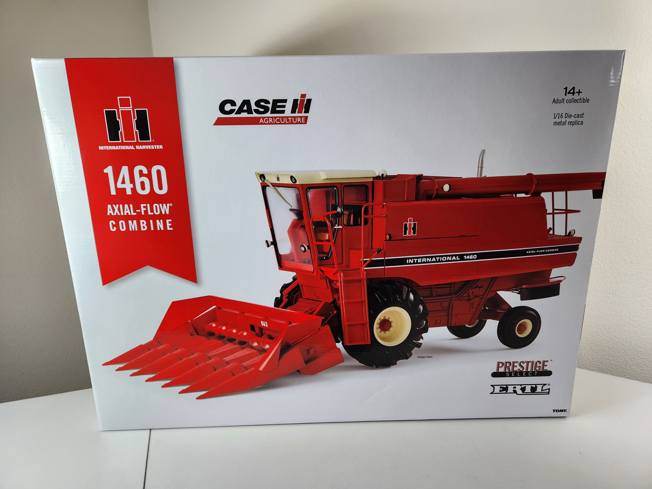1:16 International Harvester 1460 Axial-Flow Combine, Prestige