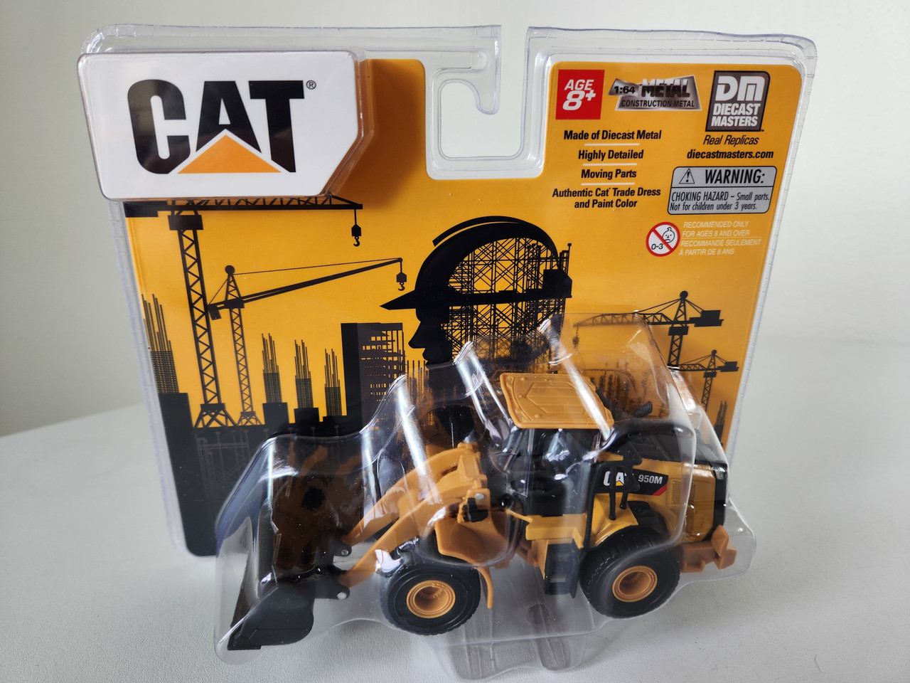 1:64 CAT 950M Wheel Loader by Diecast Masters - Town and Country