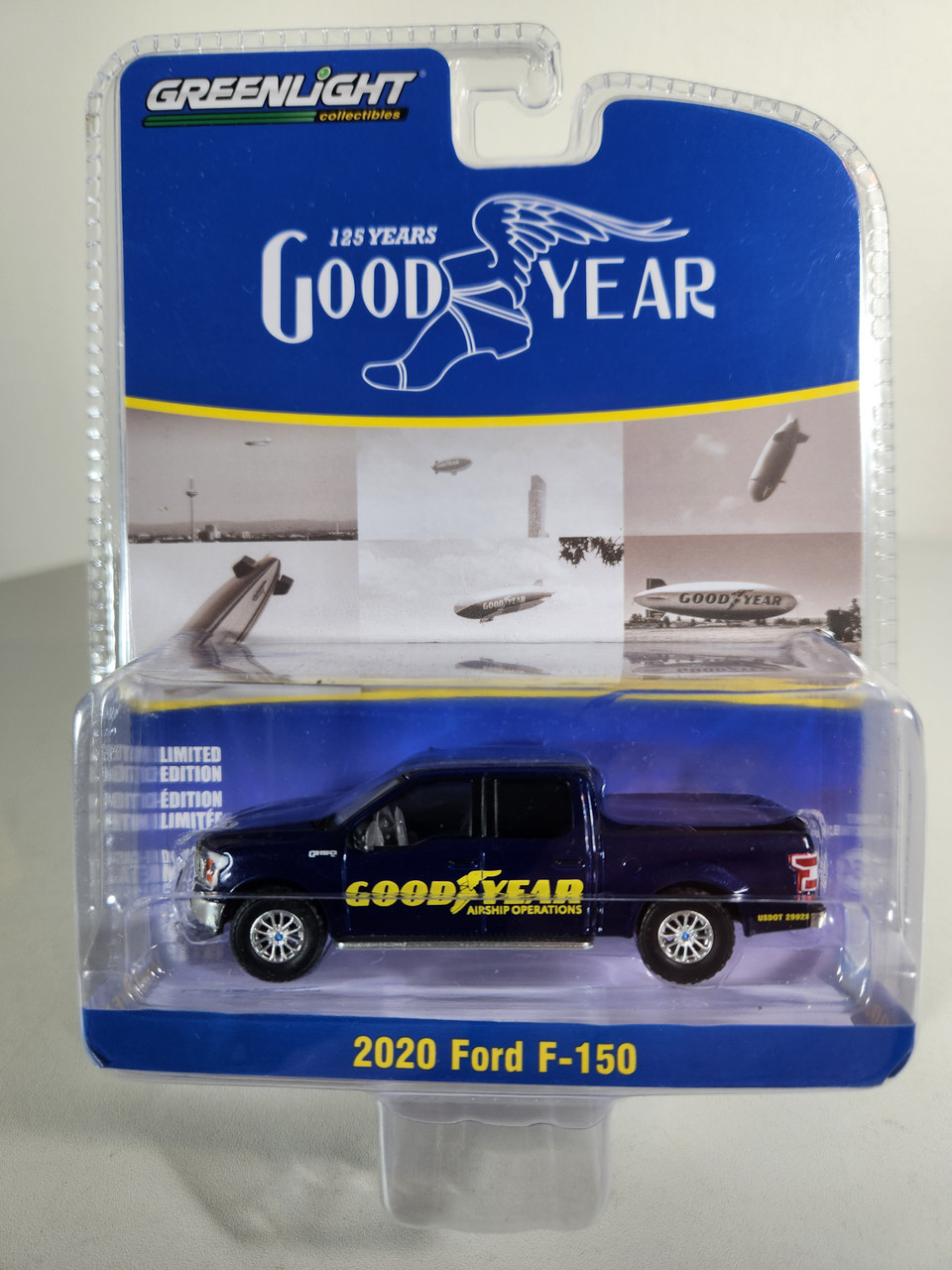 グリーンライト グッドイヤー 2020 フォード F-150 1/64