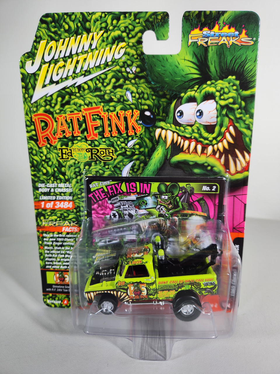 1:64 1965 Chevy Rat Fink Tow Truck, Slimetime Green Street