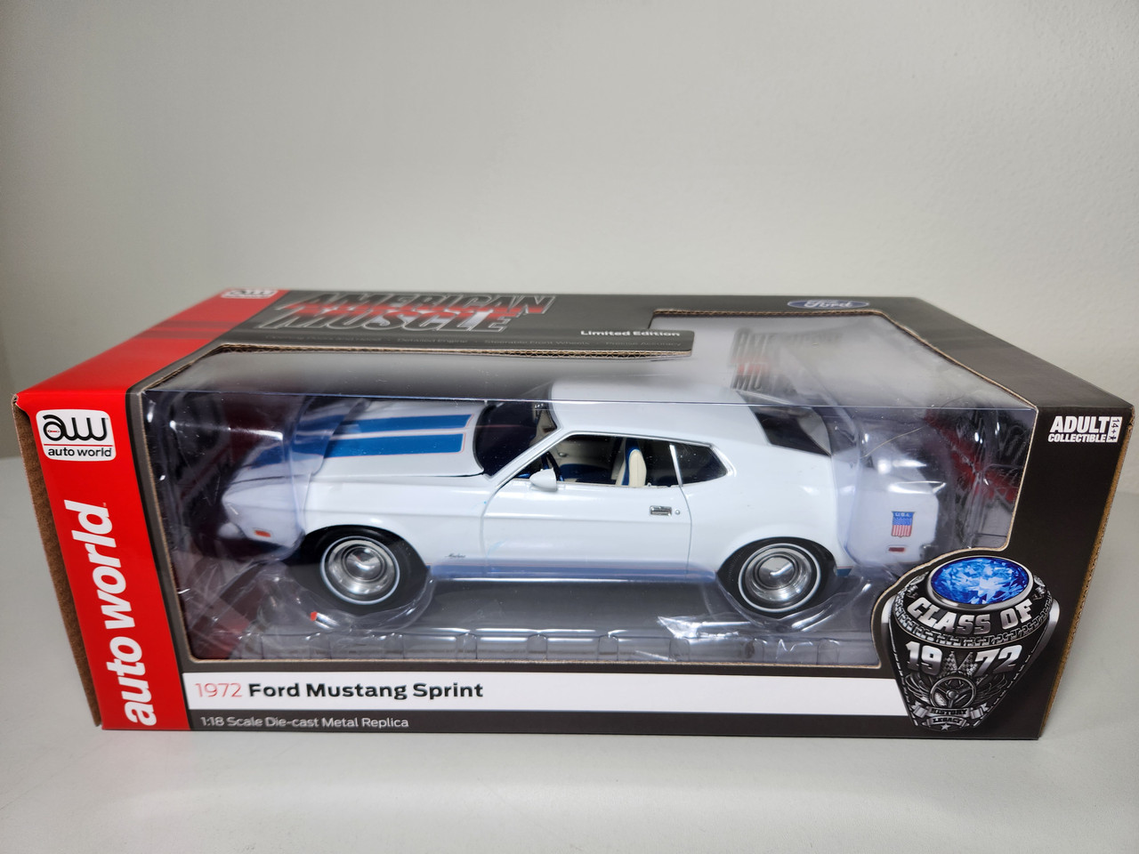 1:18 1972 Ford Mustang Sprint, Pure White by Auto World - Town and