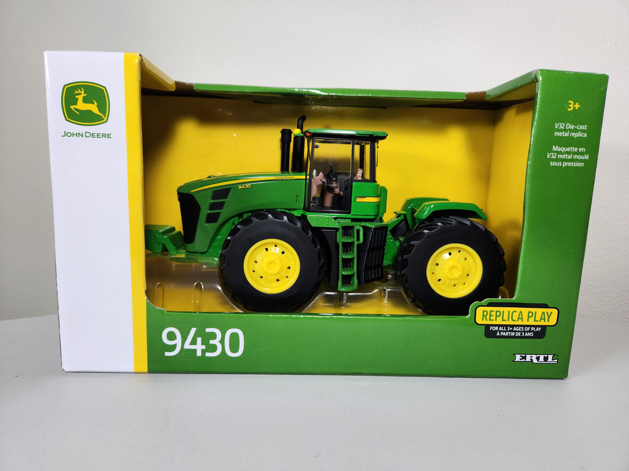 1:32 John Deere 9430 4WD Tractor with Cab by Ertl - Town and
