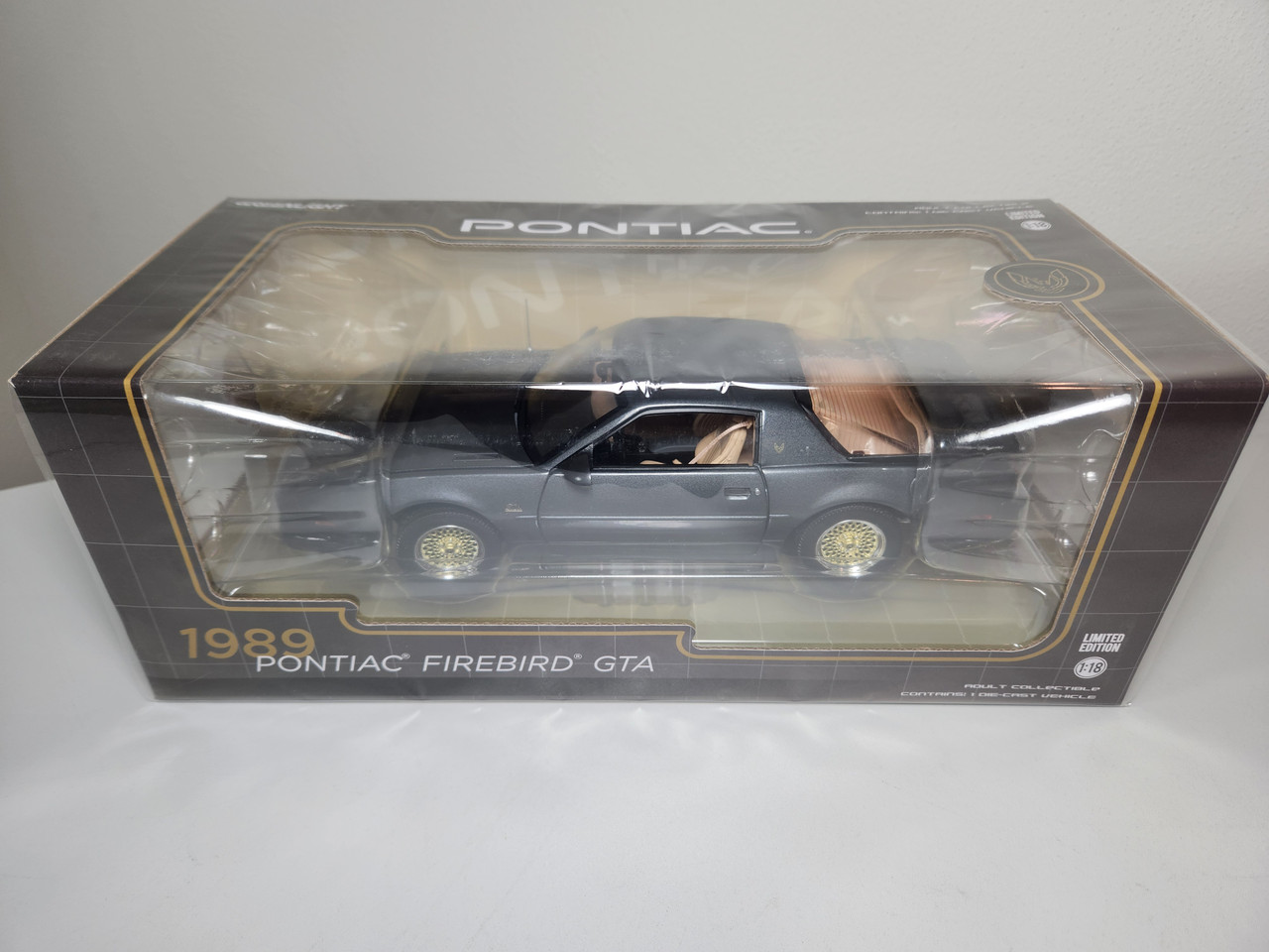 1:18 1989 Pontiac Firebird Trans Am GTA – Medium Gray Metallic