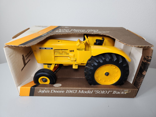 1:16 John Deere 1963 5010I Diesel Tractor, Industrial Yellow by Ertl