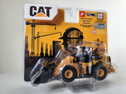 1:64 CAT 950M Wheel Loader by Diecast Masters