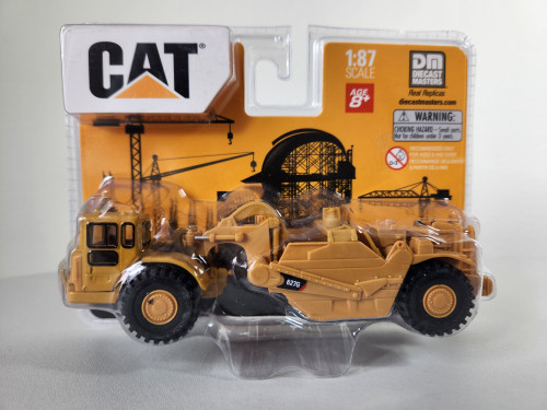 1:87 HO Scale CAT 627G Auger Scraper by Diecast Masters