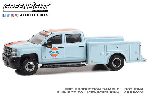 1:64 Dually Drivers Series 13 - 2018 Chevrolet 3500HD Dually Service Truck - Gulf Oil