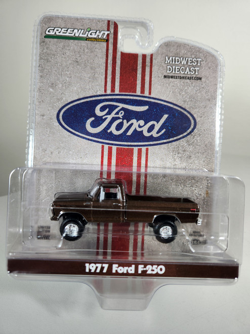 1:64 1977 Ford F-250 Super Duty, 4x4, Lifted, Anodized Green