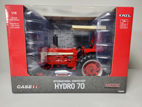 1:16 International Harvester 1460 Axial-Flow Combine, Prestige