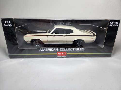 1:18 1970 Buick GSX, Apollo White by Auto World - Town and Country