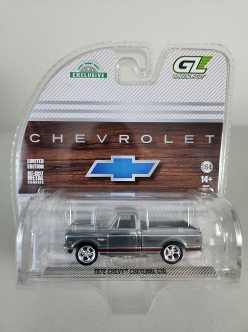 1:64 1972 Chevy Cheyenne C10 Short Bed – Raw Chase Edition (Hobby Exclusive)