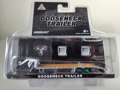 1:64 Gooseneck Trailer, Silver, Green Machine Edition, B&B Farm Toys Exclusive by GreenLight