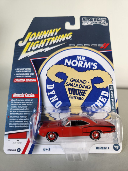 1:64 Mr. Norm's 1970 Dodge Coronet Super Bee, Hemi Orange, Muscle Cars USA by Johnny Lightning