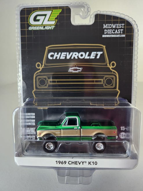 1:64 1969 Chevy K10 4x4 Square Body, Lifted, Green Chrome & Gold Chase Edition, Midwest Diecast Exclusive by GreenLight