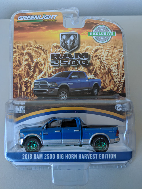 1:64 2018 Ram 2500 Big Horn - Harvest Edition - New Holland Blue (Hobby Exclusive) - Green Machine