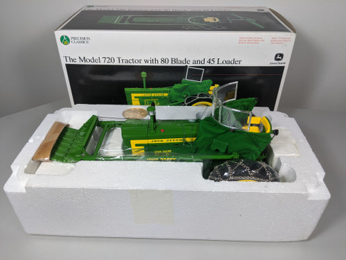 1:16 John Deere Model 720 Tractor with 80 Blade and 45 Loader Precision Classics Series 18