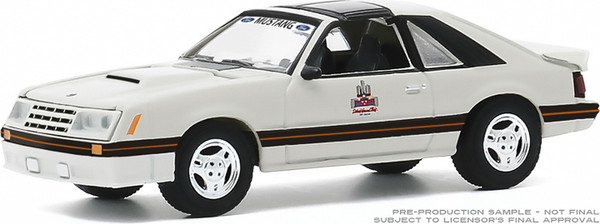1:64 1979 Ford Fox Body Mustang 1982 Detroit Grand Prix Official Pace Car (Hobby Exclusive)
