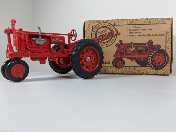 1:16 Farmall F-20, Red, Iowa Welcome Center, Collector Edition by Ertl