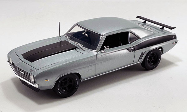 1:18 1969 Chevrolet COPO Camaro - Silver with Black Stripes by ACME