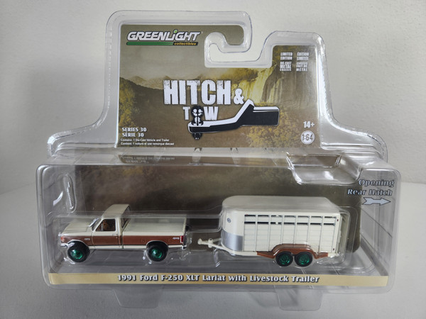 1:64 Hitch & Tow Series 30 - 1991 Ford F-250 XLT Lariat with Livestock Trailer - Colonial White & Desert Tan Metallic Green Machine