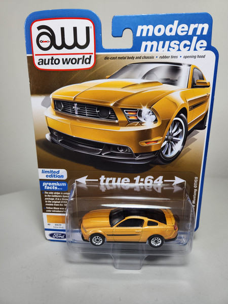 1:64 2012 Ford Mustang GT/CS, Yellow Blaze Tricoat by Auto World