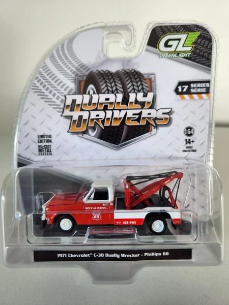 1:64 Dually Drivers Series 17 - 1971 Chevrolet C-30 Dually Wrecker - Phillips 66